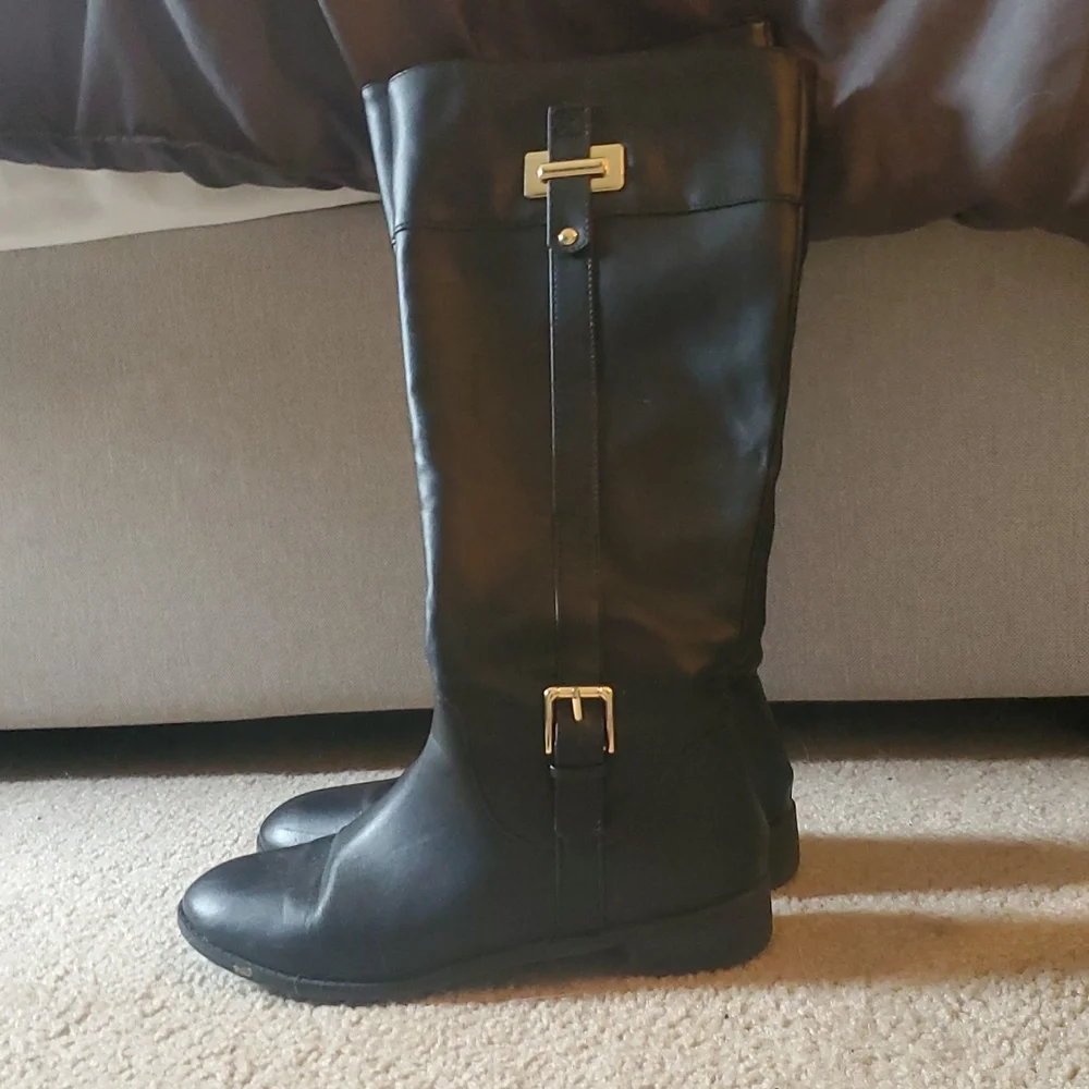 Tall Boots - Picture 2 of 6